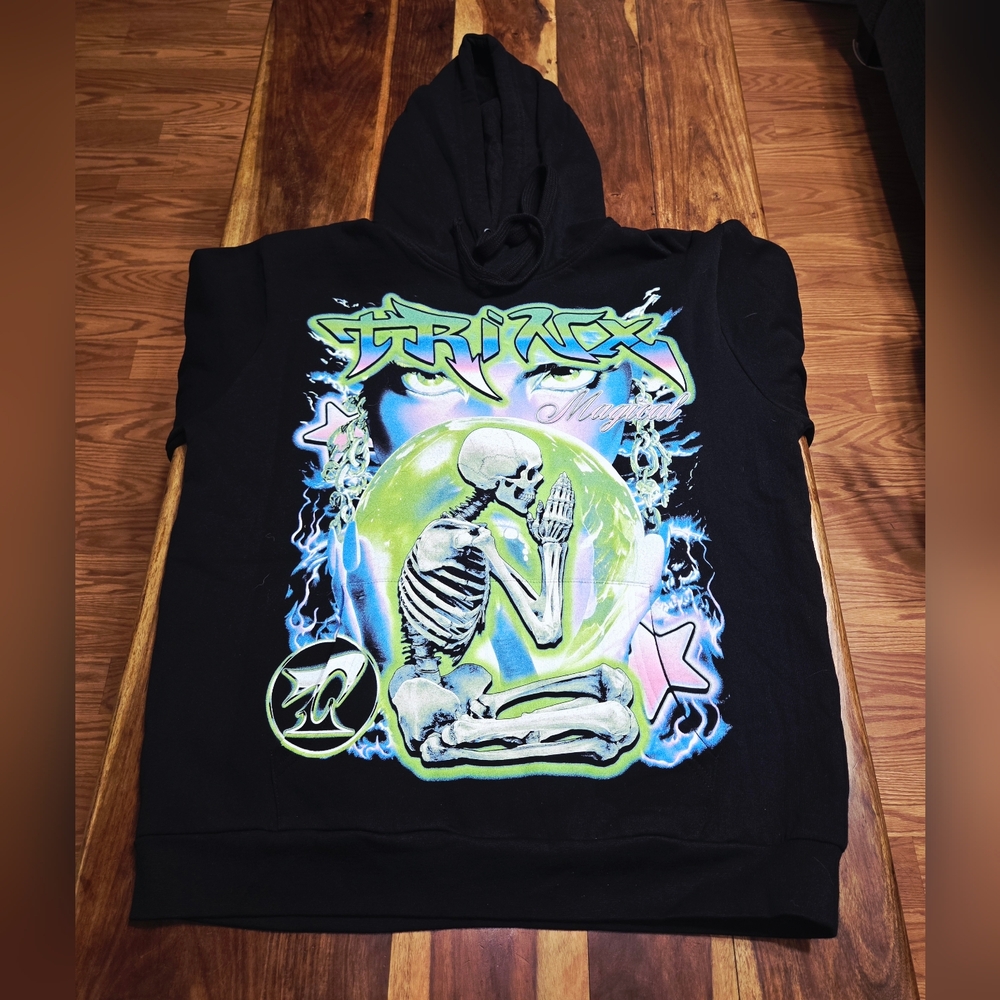 Trinx Black Hoodie With Skeleton Designs